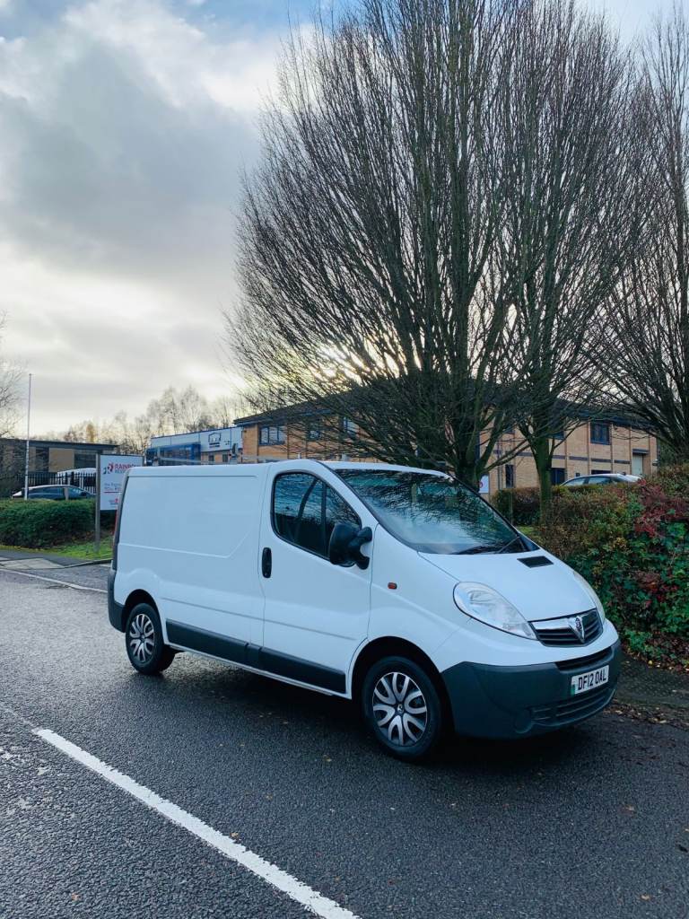 2012 2.0 Dci VAUXHALL VIVARO VAN LOW ONLY 102k miles NEW MOT till 12/2026 like TRAFIC and PRIMASTAR