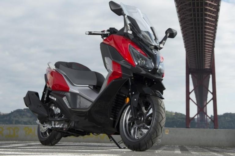 Sym CRUISYM 300 | 2023 | Maxi scooter |Reliable | Automatic |Comfortable Ride