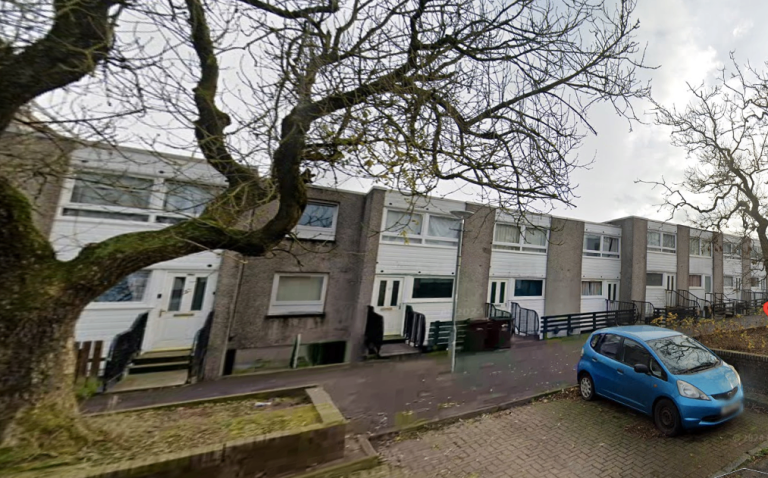 Nice 5 bedrooms house for long term let....Cumbernauld (G67 2QN). 