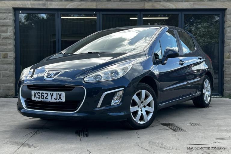 2013 Peugeot 308 1.6 HDi SR Hatchback 5dr Diesel Manual Euro 5 (92 ps) Hatchback Diesel Manual