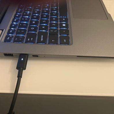 Dell Latitude 5340 laptop ( Intel i5-13th GEN, upto 4.7GHz, 16GB RAM, 256GB). Win11 Touchscreen