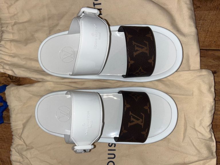 Louis Vuitton Sunbath Flat Mule Sandals 