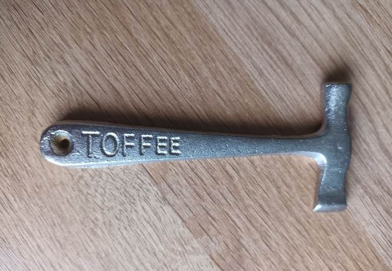 Blue Bird Toffee Hammer - Good Condition