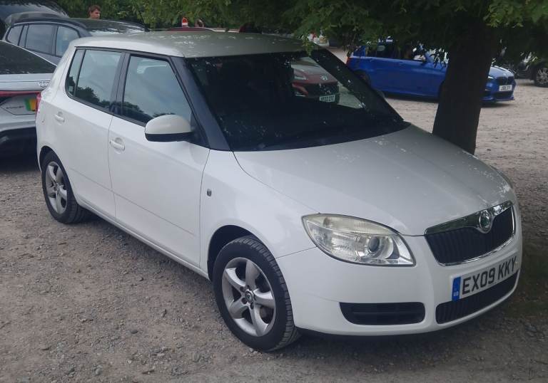 Skoda Fabia 2009 Automatic 1.6 16V ULEZ 5dr HATCHBACK Petrol Tiptronic 2 Owner