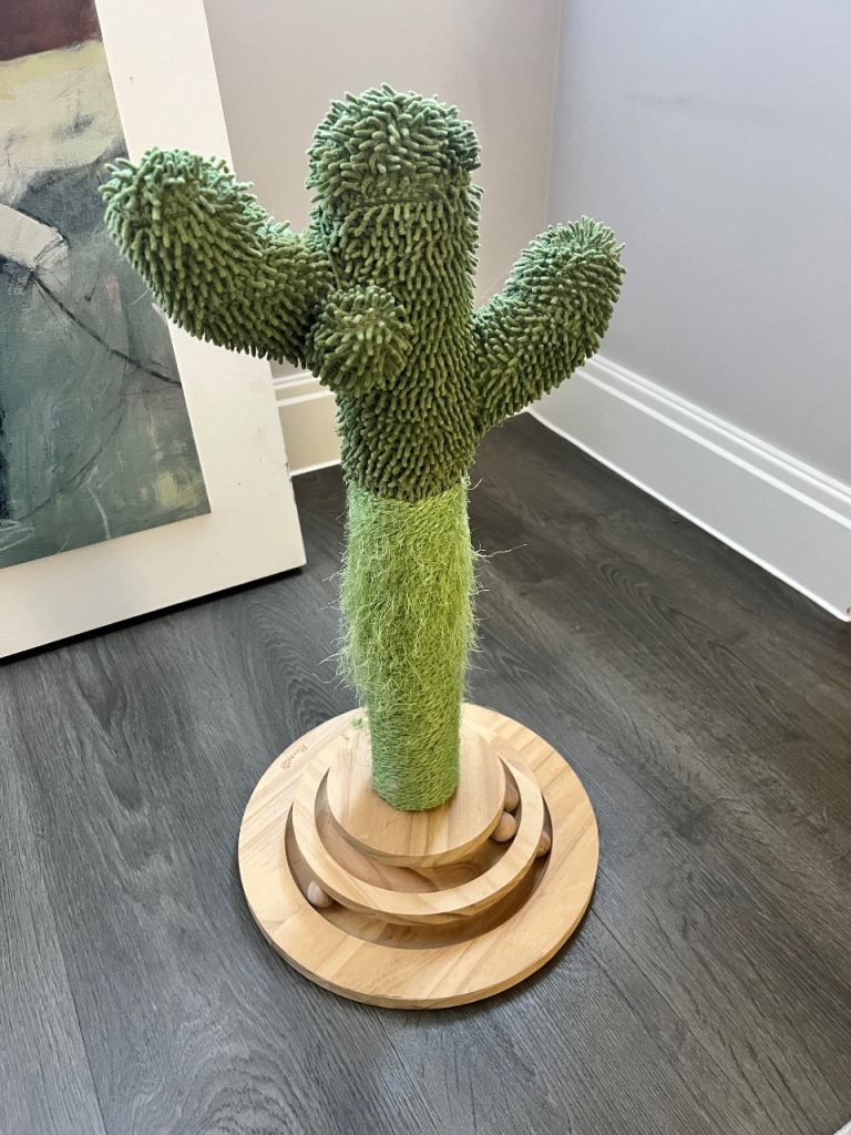 Cute cat scratching board with hanging ball and interactive toy 