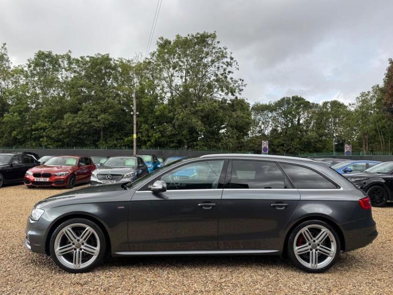 AUDI A4 AVANT 2.0 TDI S line quattro Euro 5 (s/s) 5dr 2015