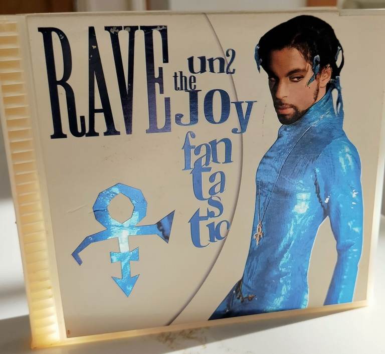 Prince- Artist (Formerly Known As) ‎– 'Rave Un2 The Joy Fantastic' enhanced cd cover,poster+ lyrics