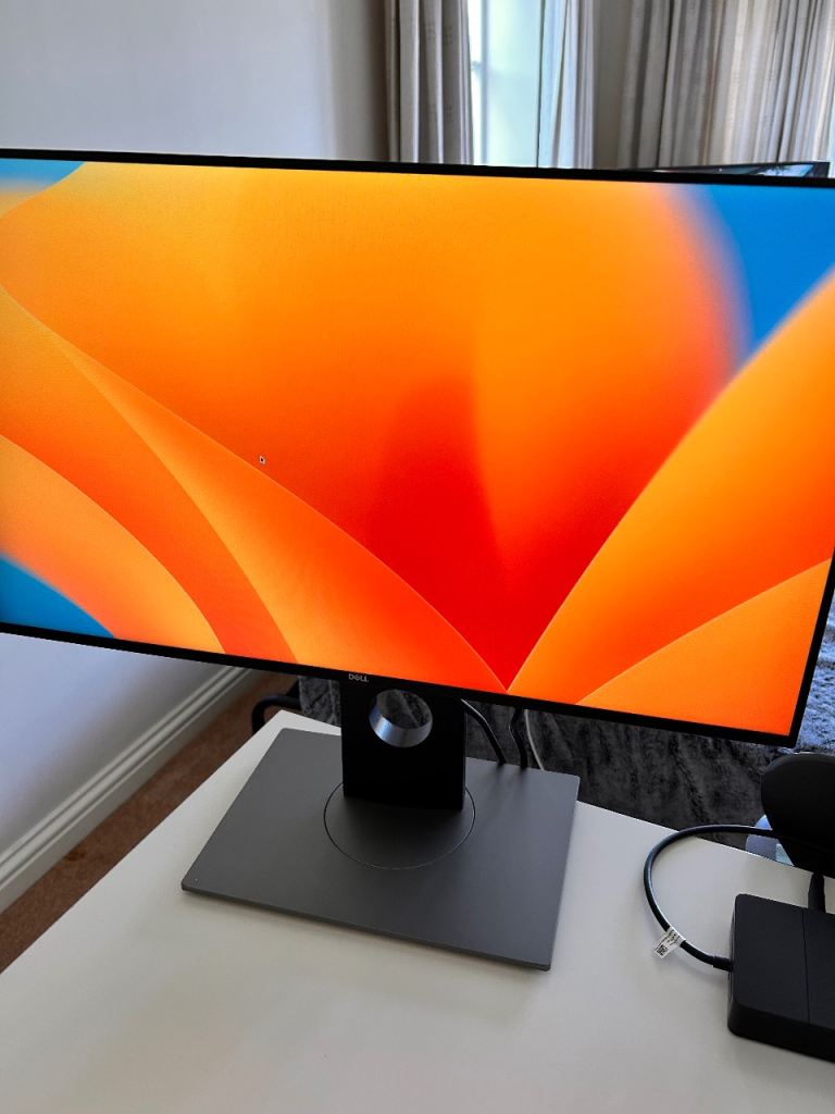 Dell U2417H 24-inch Monitor – Full HD, Good Condition