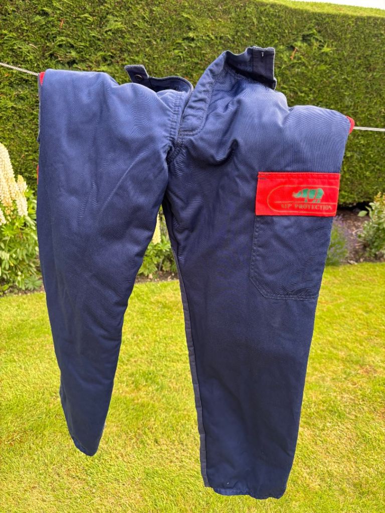 SIP Chain saw safety trousers. Type A frontal protection.