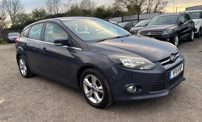 Ford Focus 1.6 Zetec Euro 5 5dr Petrol Manual
