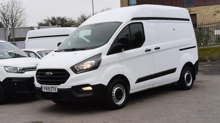 2019 Ford Transit Custom 300 L1H2 SWB HIGH ROOF WITH ONLY 64.000 MILES,AIR CONDITIONING,PARKING S...
