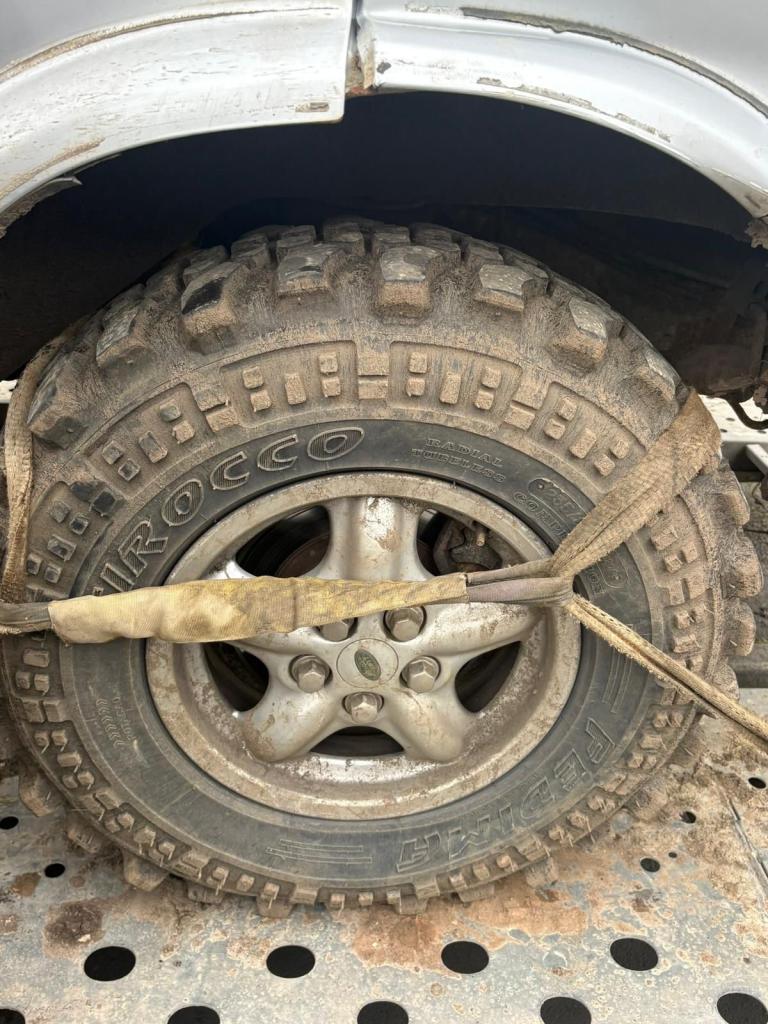 235/65/16’s off road tyres 