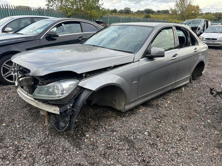 2007 MERCEDES C CLASS BREAKING SPARES PARTS