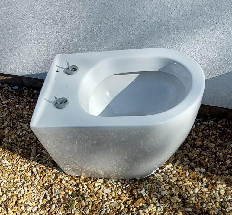 Basin, Toilet bowl and Shower Tray