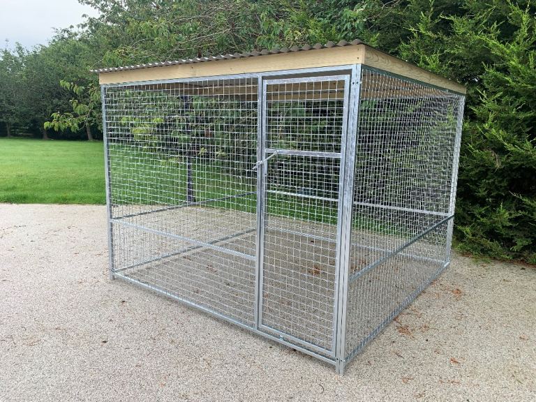 High quality galvanised dog pens. Dog run. Dog kennel. Pet cat enclosures