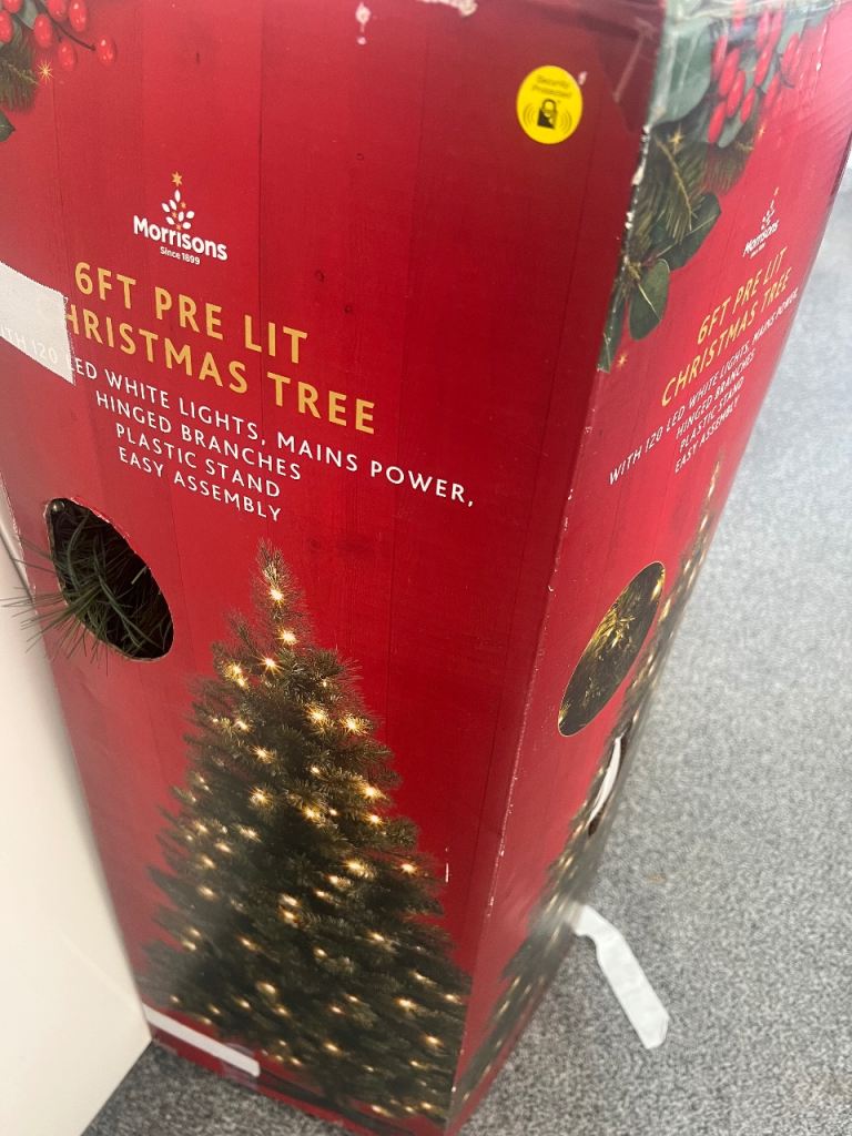 6ft Pre Lit Christmas Tree