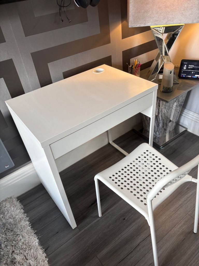 White desk and chair ikea new 