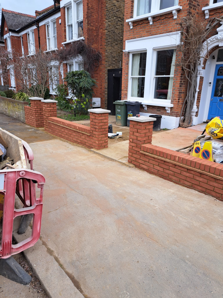 Bricklayer London - Pointing ,Repointing, extensions 