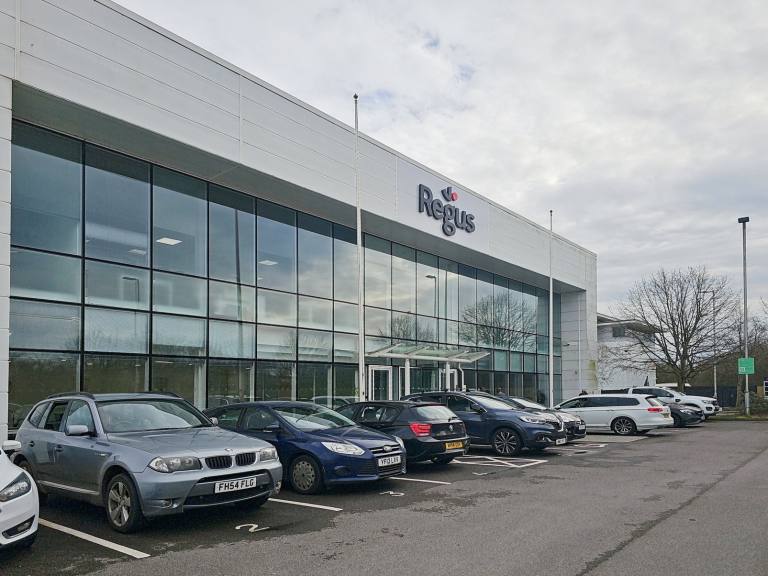 Southampton - SO18 2RZ \ Small Office Space for Rent