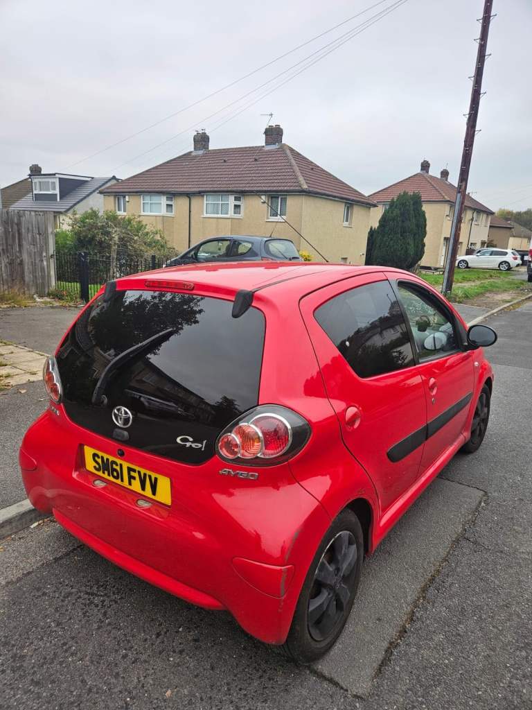 Toyota, AYGO, Hatchback, 2012, Manual, 998 (cc), 5 doors