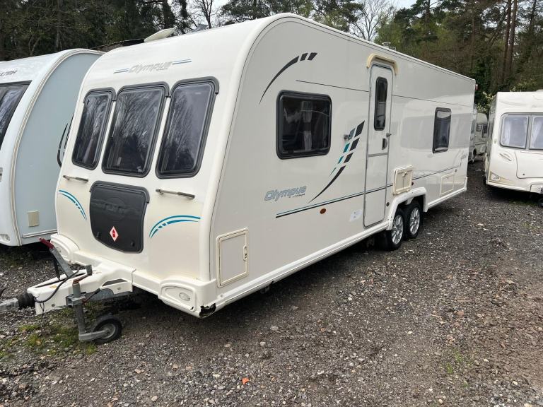 BAILEY OLYMPUS 624 - 2010 - FIXED BED - END WASHROOM - 4 BERTH - BARGAIN BE QUIC