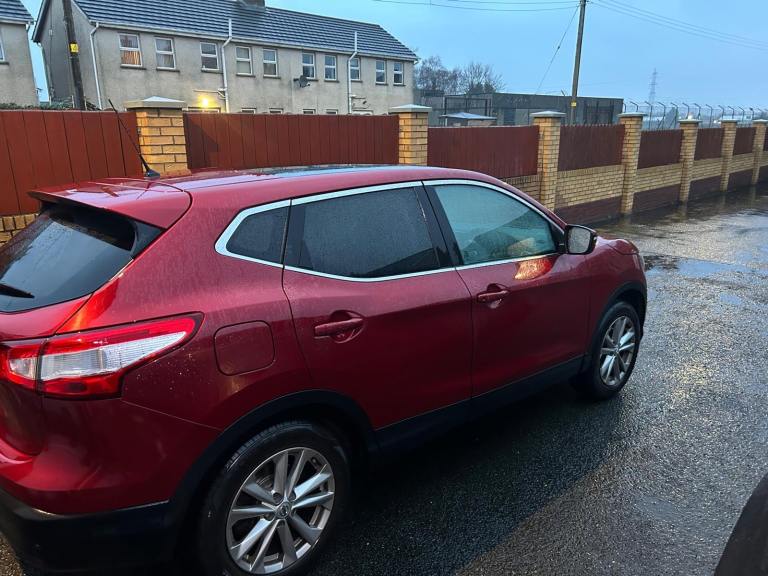 Nissan, QASHQAI, Hatchback, 2014, Manual, 1197 (cc), 5 doors