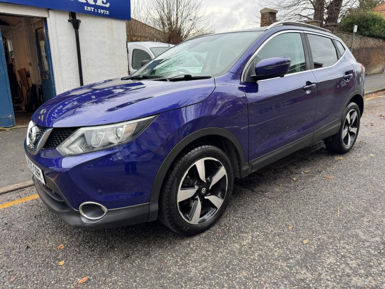 2015 Nissan Qashqai 1.6 dCi N-Tec+ 5dr Xtronic HATCHBACK Diesel Automatic