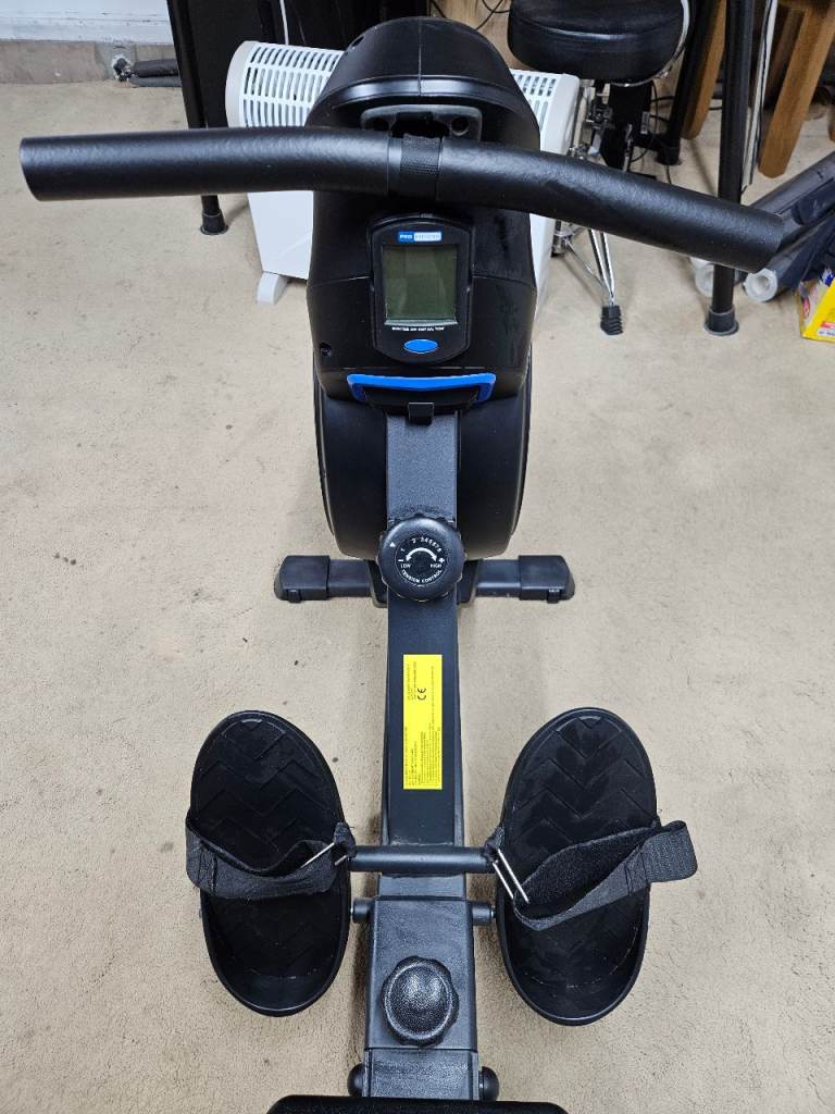 Rowing machine - pro fitness