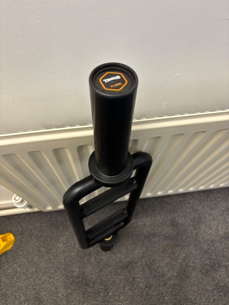 Taurus triceps bar