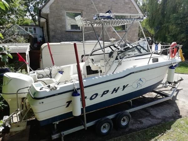 Bayliner Trophy Walkaround