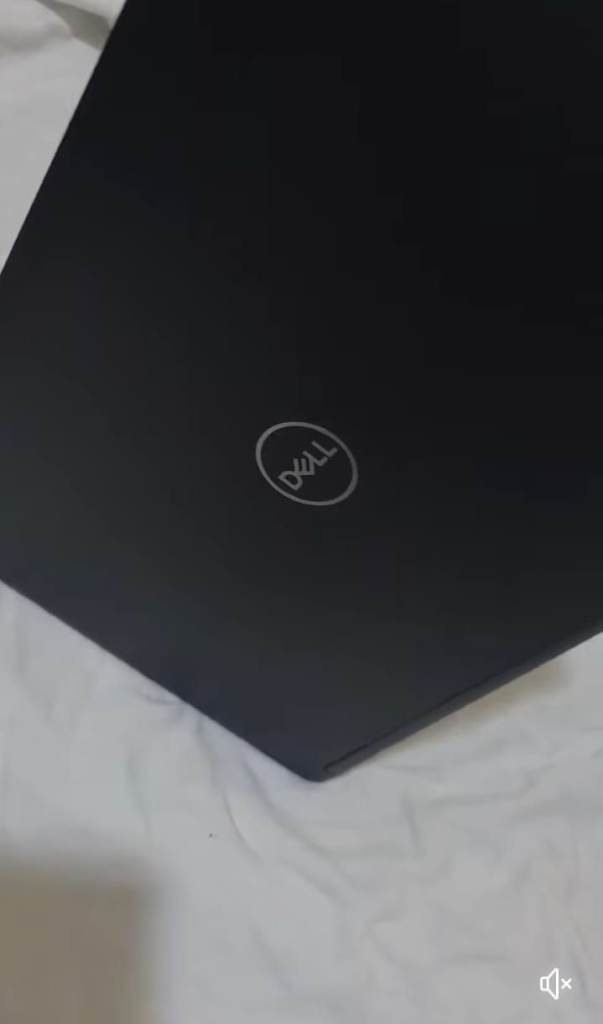 Dell latitude 5490,core i5,8th gen, 8gb ram,256 ssd,very good condition, excellent battery Original 