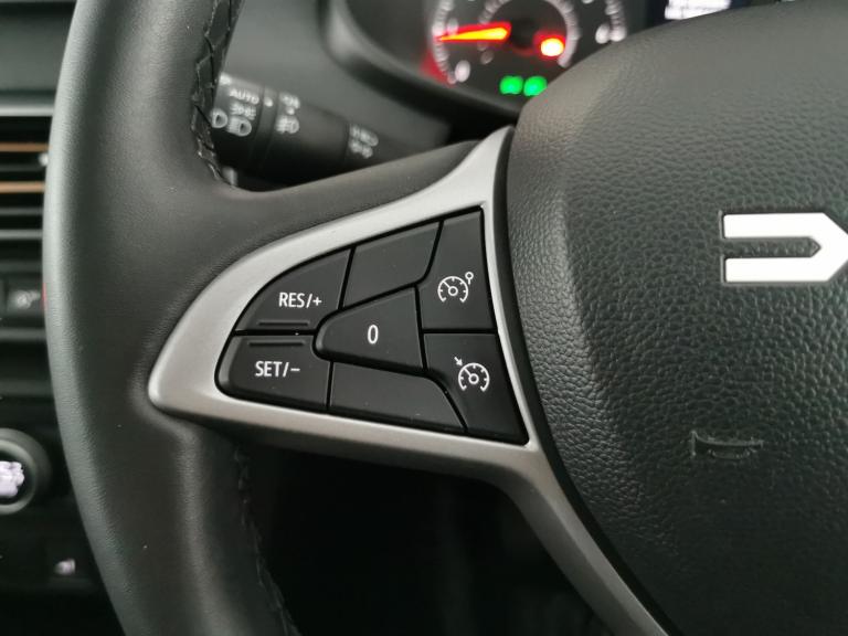 2024 Dacia Sandero Stepway 1.0 TCe EXTREME Hatchback 5dr Petrol Manual Euro 6 (s/s) (90 ps) - BLI...