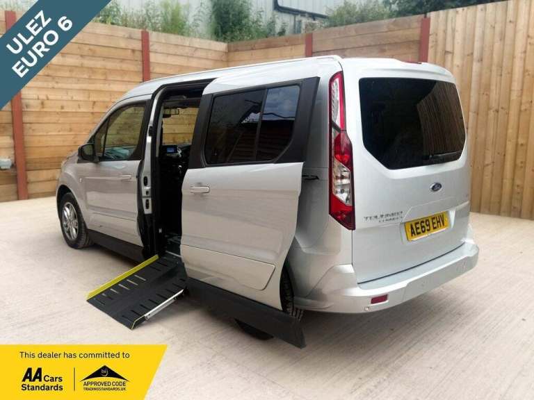 2019 Ford Grand Tourneo Connect 3 Seat Side Entry Passenger Up Front Wheelchair Accessible Vehicl...