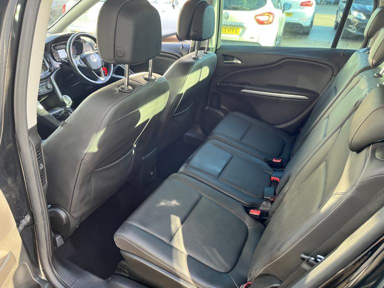 VAUXHALL ZAFIRA TOURER 1.4 i Turbo SRi Nav Black Manual Petrol 2017