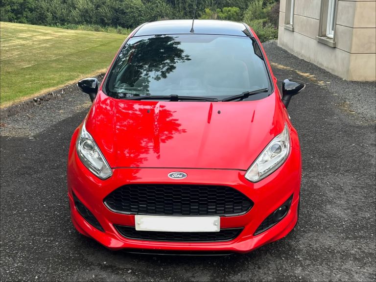 2016 Ford, Fiesta, ST Line, Red Edition 140