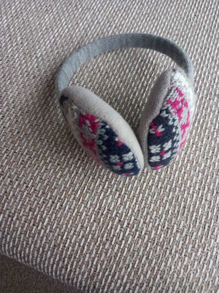 Earmuffs