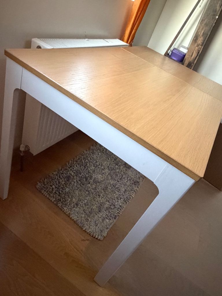 IKEA Extendable table