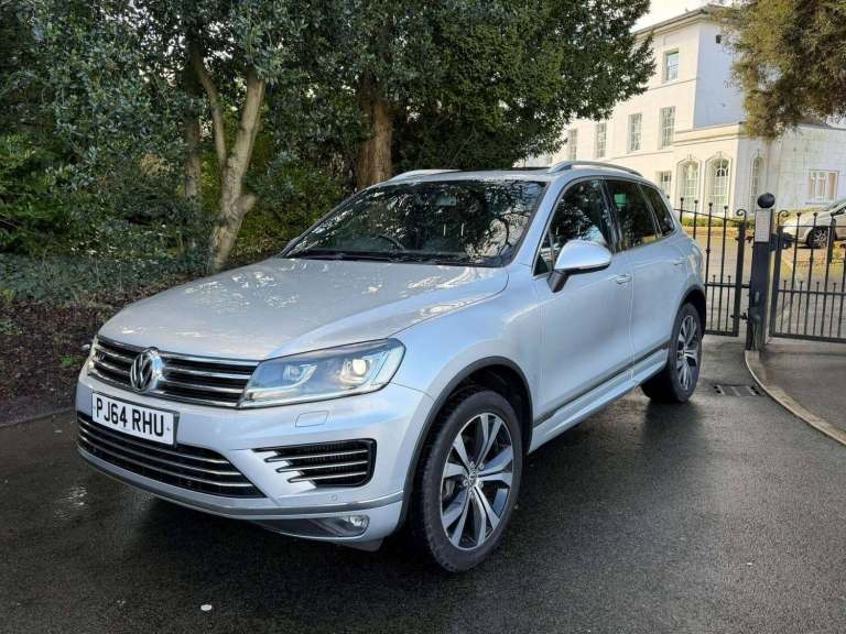 2015 Volkswagen Touareg 3.0 TDI V6 BlueMotion Tech R-Line Tiptronic 4WD Euro 6 (s/s) 5dr SUV Dies...