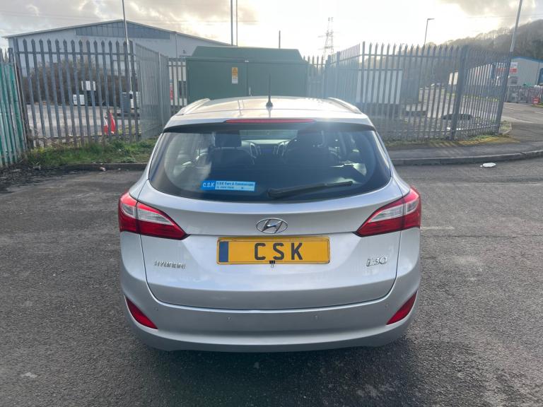 2014 Hyundai i30 1.6 CRDi Blue Drive Classic 5dr Ex Police ESTATE Diesel Manual