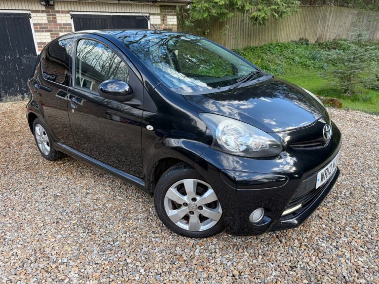 2012 Toyota AYGO 1.0 VVT-i Fire 5dr [AC] HATCHBACK PETROL Manual