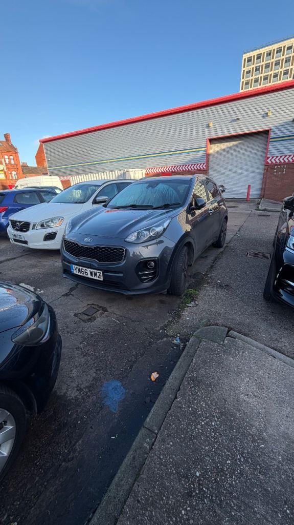 Kia, SPORTAGE, Estate, 2017, Manual, 1685 (cc), 5 doors