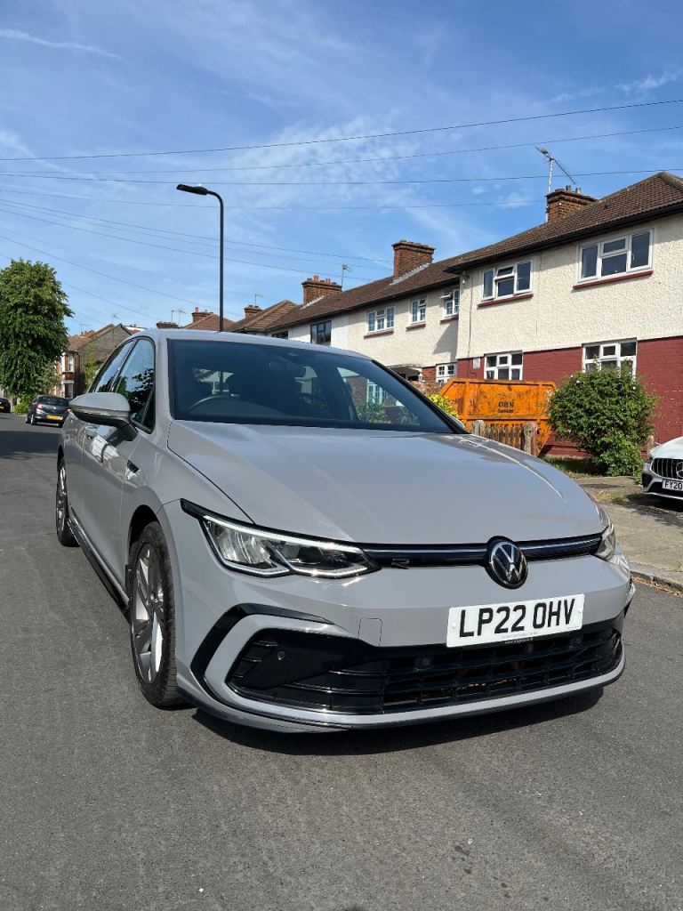 2022 Volkswagen Golf R-Line 1.5 TSI Manual | Graphite Grey | 17,500 Mil