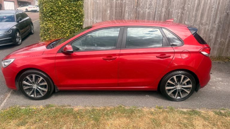 Hyundai, I30, Hatchback, 2018, Semi-Auto, 1353 (cc), 5 doors