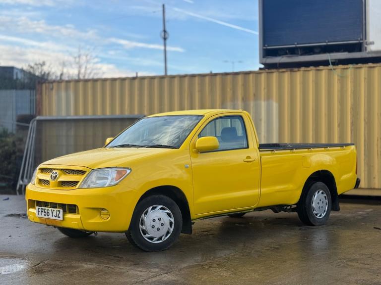 2006 Toyota Hilux HL2 Pick Up 2.5 D-4D PICK UP Diesel Manual