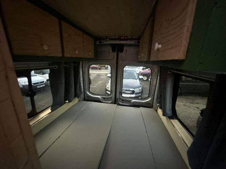 2015 Ford Transit 2.2 TDCi 125ps H3 17 Seater NA Diesel Manual