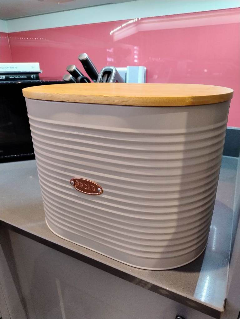 Dunelm Bread Bin in Cream