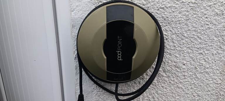 7kw 7.5 meter type 2 tethered Pod Point ev charger