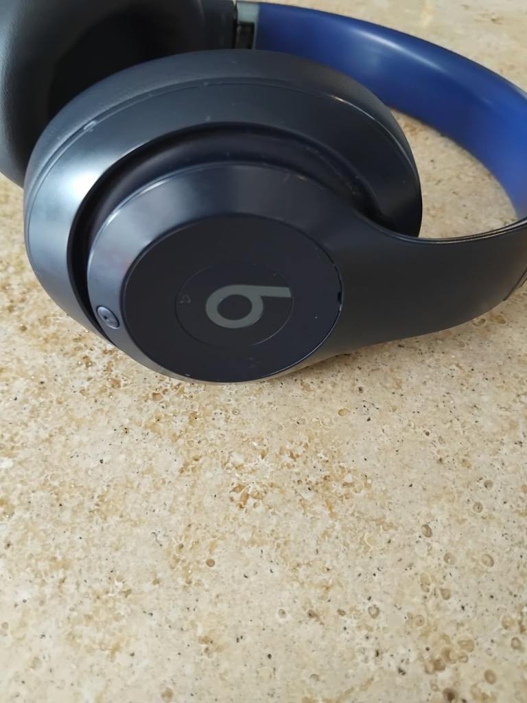 Beats studio pro headphones 