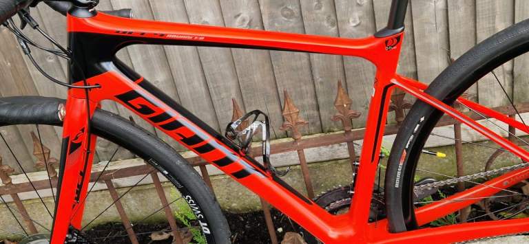 Giant Defy Advanced 2 Carbon Small Endurance Road Bike 