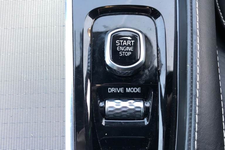 2019 Volvo XC90 2.0 T5 [250] R DESIGN Pro 5dr AWD Gtron Estate PETROL Automatic